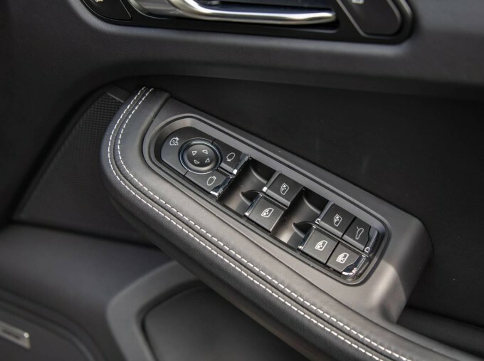 Porsche Macan 470Kw Turbo 100Kwh Green #31