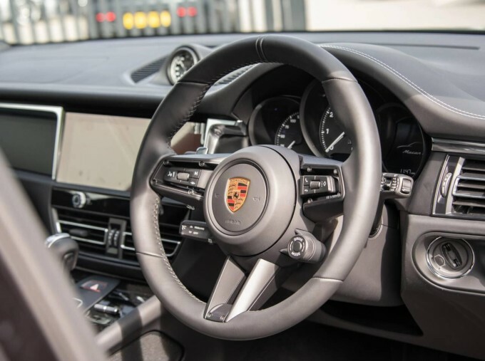 Porsche Macan 470Kw Turbo 100Kwh Green #38