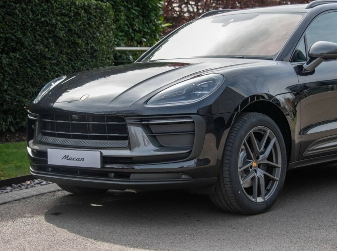 Porsche Macan 470Kw Turbo 100Kwh Green #9