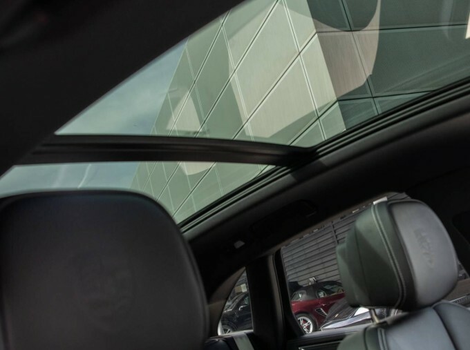 Porsche Macan 470Kw Turbo 100Kwh Green #35