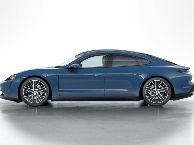 Porsche Taycan Performance Plus 93.4Kwh Rwd 4-Door Blue #2