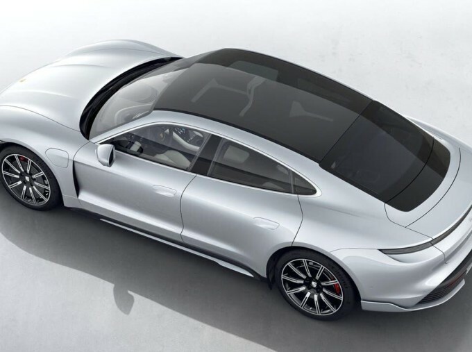 Porsche Taycan Performance Plus 93.4Kwh 4S 4Wd 4-Door Silver #4