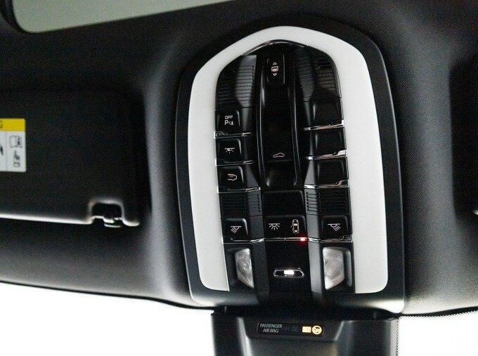 Porsche Macan 100Kwh Suv 360 Ps Green #38