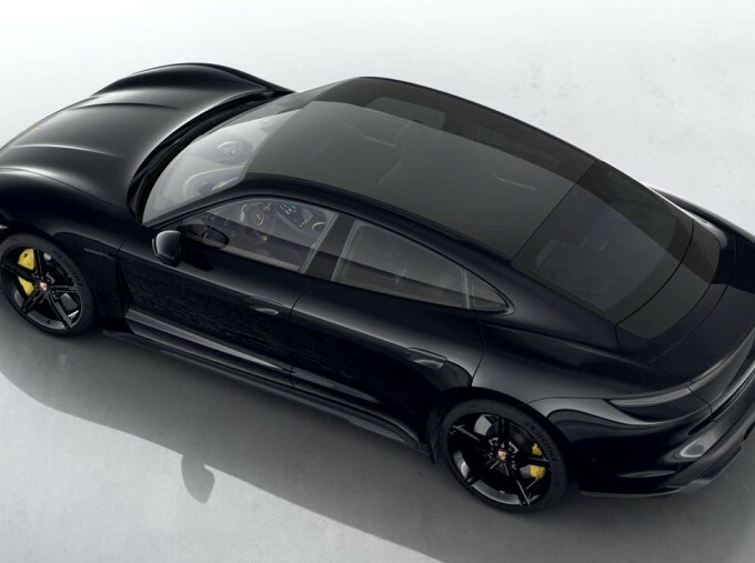 Porsche Taycan Performance Plus 93.4Kwh Turbo S 4Wd 4-Door Black #4