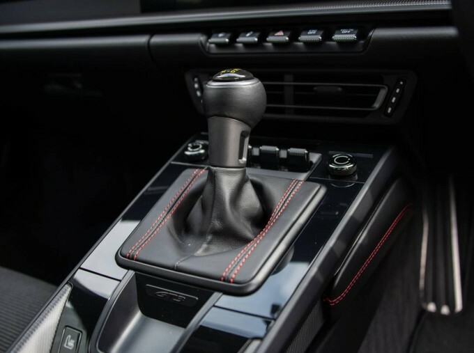 Porsche 911 Carrera 4 Gts 2022 #58