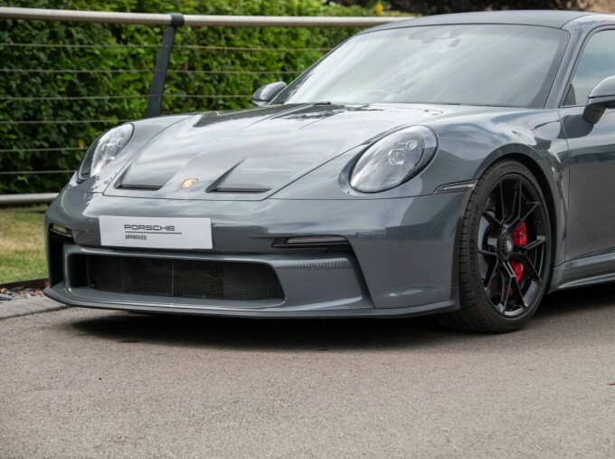 Porsche 911 Carrera 4 Gts 2022 #8