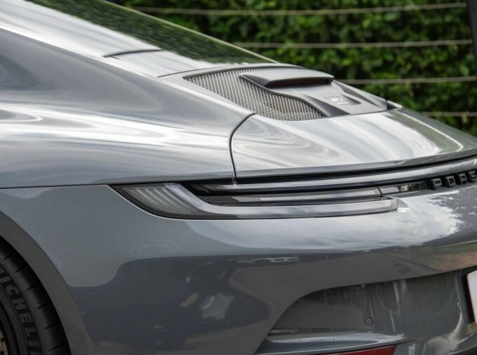 Porsche 911 Carrera 4 Gts 2022 #24
