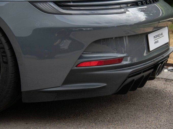 Porsche 911 Carrera 4 Gts 2022 #25
