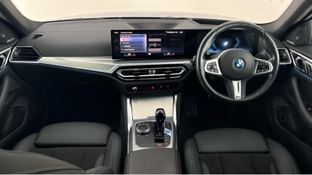 BMW i4 40 83.9Kwh M Sport Gran Coupe Edrive 5-Door Blue #4