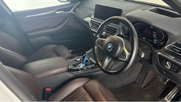 BMW iX3 80Kwh M Sport Pro 5-Door White #6