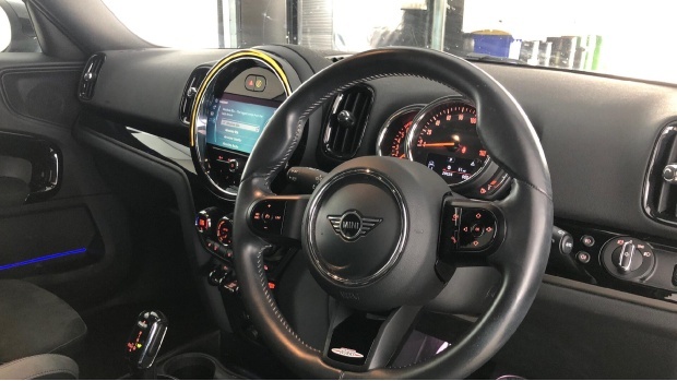 Mini Countryman Cooper Sport Steptronic Euro 6 5-Door White #6