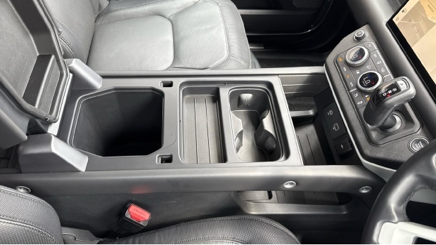 Land Rover Defender 90 3.0 D250 X-dynamic Hse 90 Grey #30