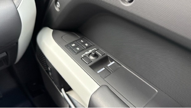 Land Rover Defender 90 3.0 D250 X-dynamic Hse 90 Grey #27