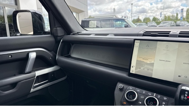 Land Rover Defender 90 3.0 D250 X-dynamic Hse 90 Grey #23