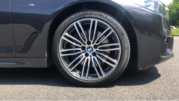 BMW 5 Series 520D M Sport Grey #14