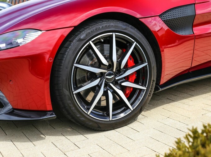 Aston Martin Vantage Coupe 4.0 V8 Euro 6 201919 Black #12