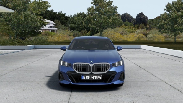 BMW 5 Series 2.0 520I Mht M Sport Steptronic Euro 6 4-Door Blue #3