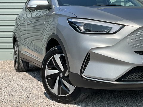 MG ZS Ev 72Kwh Trophy Silver #2