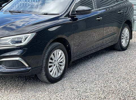 MG MG5 Ev 61Kwh Exclusive Black #5