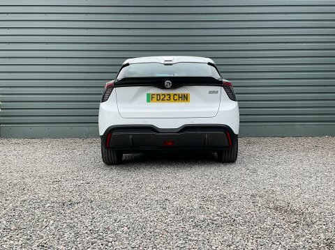 MG MG4 Se 64Kwh Long White #6