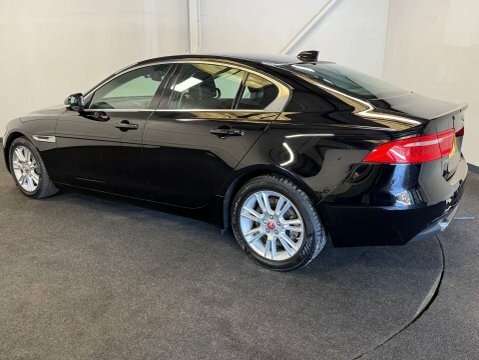 Jaguar XE 2.0 Xe Prestige HY68KNO Black #3