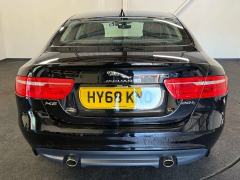 Jaguar XE 2.0 Xe Prestige HY68KNO Black #4