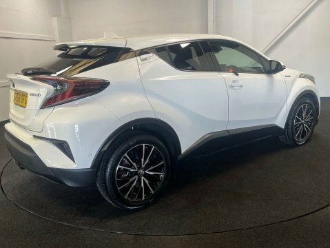 Toyota C-Hr 1.8 C-hr Excel GU68OFG White #3