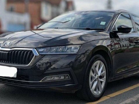 Skoda Octavia 1.5 Octavia Se Black #3
