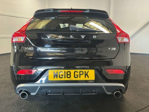 Volvo V40 2.0 V40 R-design WG18GPK Black #5