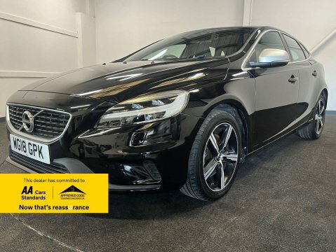 Volvo V40 2.0 V40 R-design Black