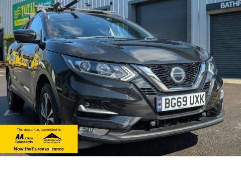 Nissan Qashqai 1.3 Qashqai N-connecta Black