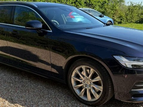 Volvo V90 2.0 V90 Momentum Blue #2