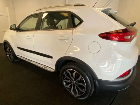 MG GS 1.5 Gs Exclusive White #3