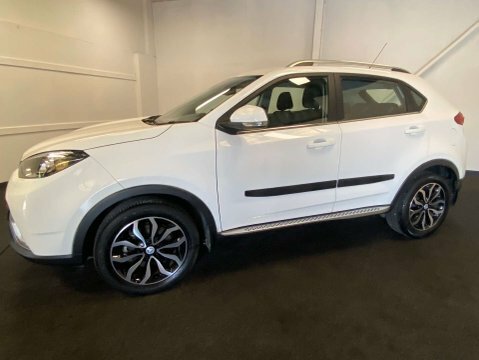 MG GS 1.5 Gs Exclusive White #2