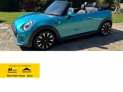 Mini Convertible 1.5 Cooper Exclusive Blue