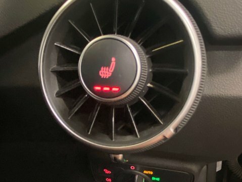 Audi TT Audi Tt Coupe S Line 1.8 Tfsi 180 Ps 6-Speed White #17