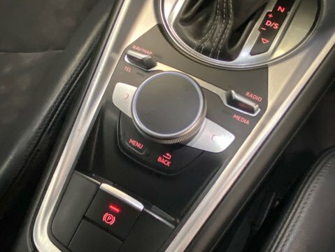 Audi TT Audi Tt Coupe S Line 1.8 Tfsi 180 Ps 6-Speed White #21