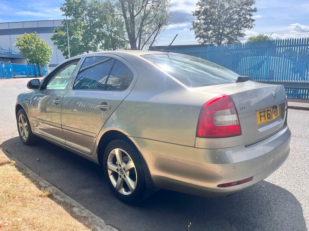 Skoda Octavia 1.6 Tdi Se Plus Dsg Euro 5 Beige #4
