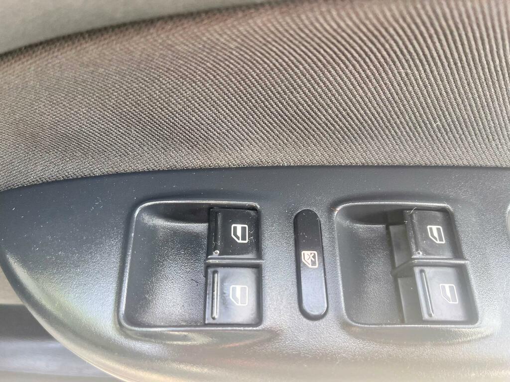 Skoda Octavia Estate 2.0 Tdi Scout 4Wd Euro 5 201111 Silver #25