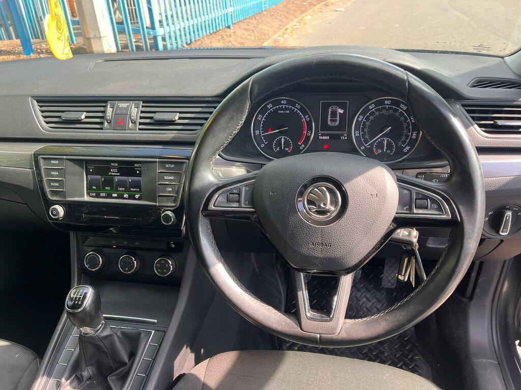 Skoda Superb Superb Se L Executive Tdi S-a Grey #42