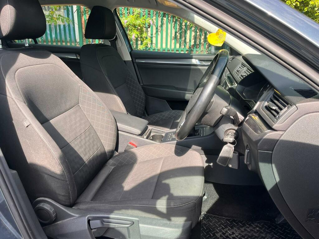 Skoda Superb Superb Se L Executive Tdi S-a Grey #11