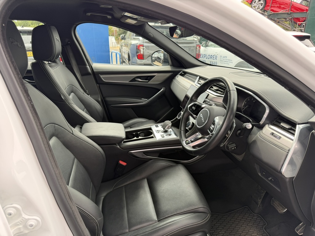 Jaguar F-Pace 2.0 P400e R-dynamic Se Black Awd Estate Black #18