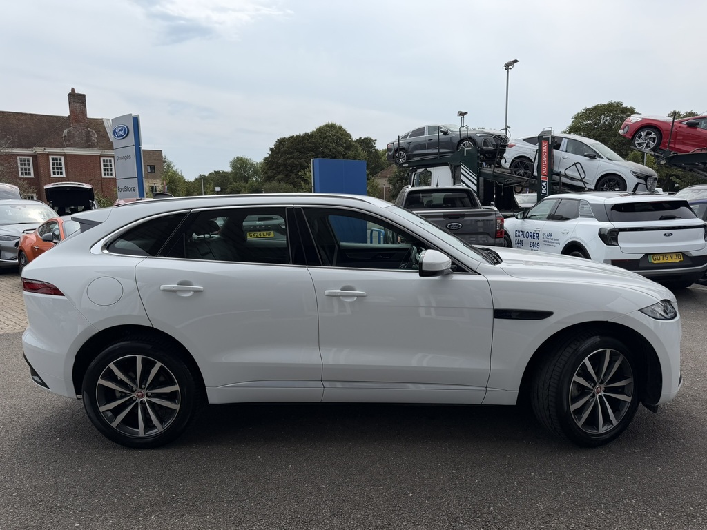 Jaguar F-Pace 2.0 P400e R-dynamic Se Black Awd Estate Black #2