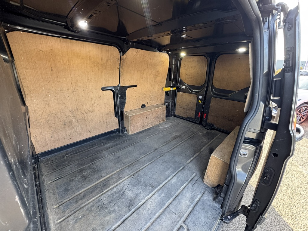Ford Transit Custom 2020 1.0 340 Ecoboost 13.6Kwh Limited L1 H1 E White #15