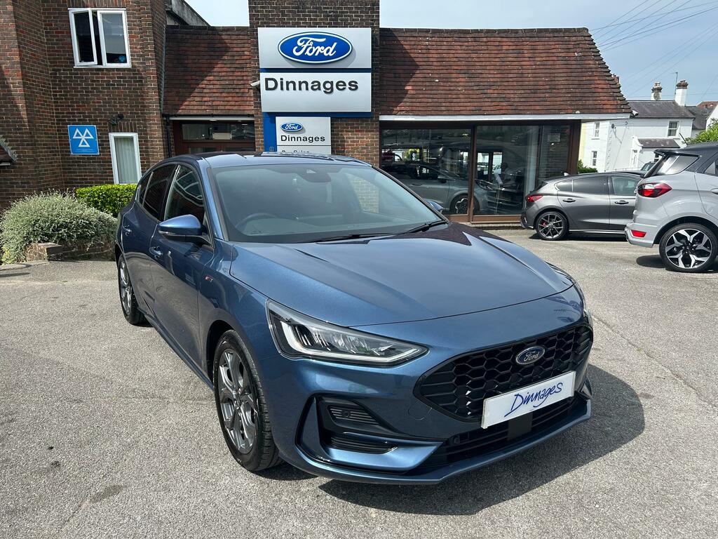 Ford Focus 1.0T Ecoboost Mhev Titanium Hatchback H Black