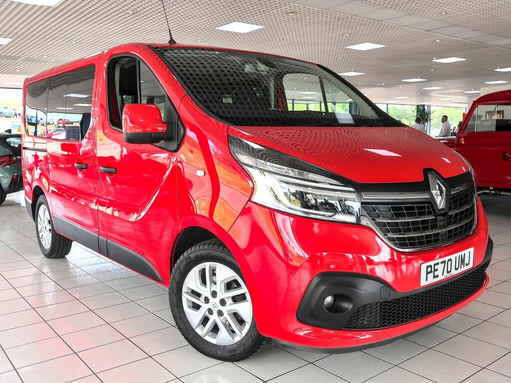 Renault Trafic 2.0 Sport Nav Energy 28 Dci Minibus Doublecab Swb Red