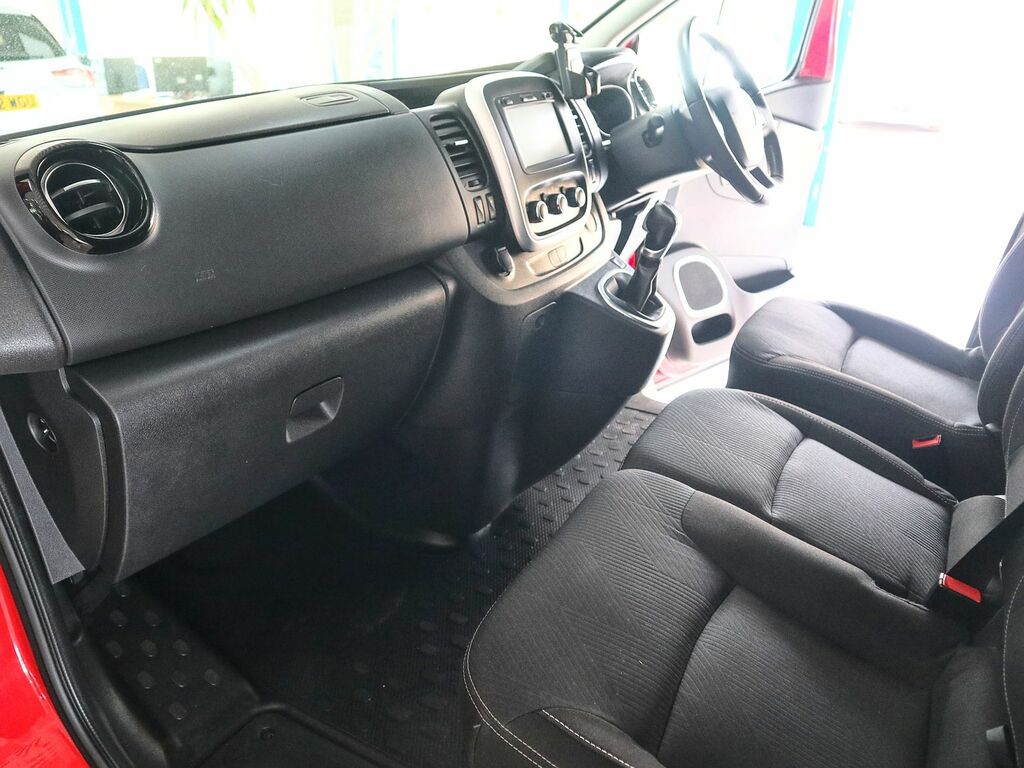 Renault Trafic 2.0 Sport Nav Energy 28 Dci Minibus Doublecab Swb Red #4