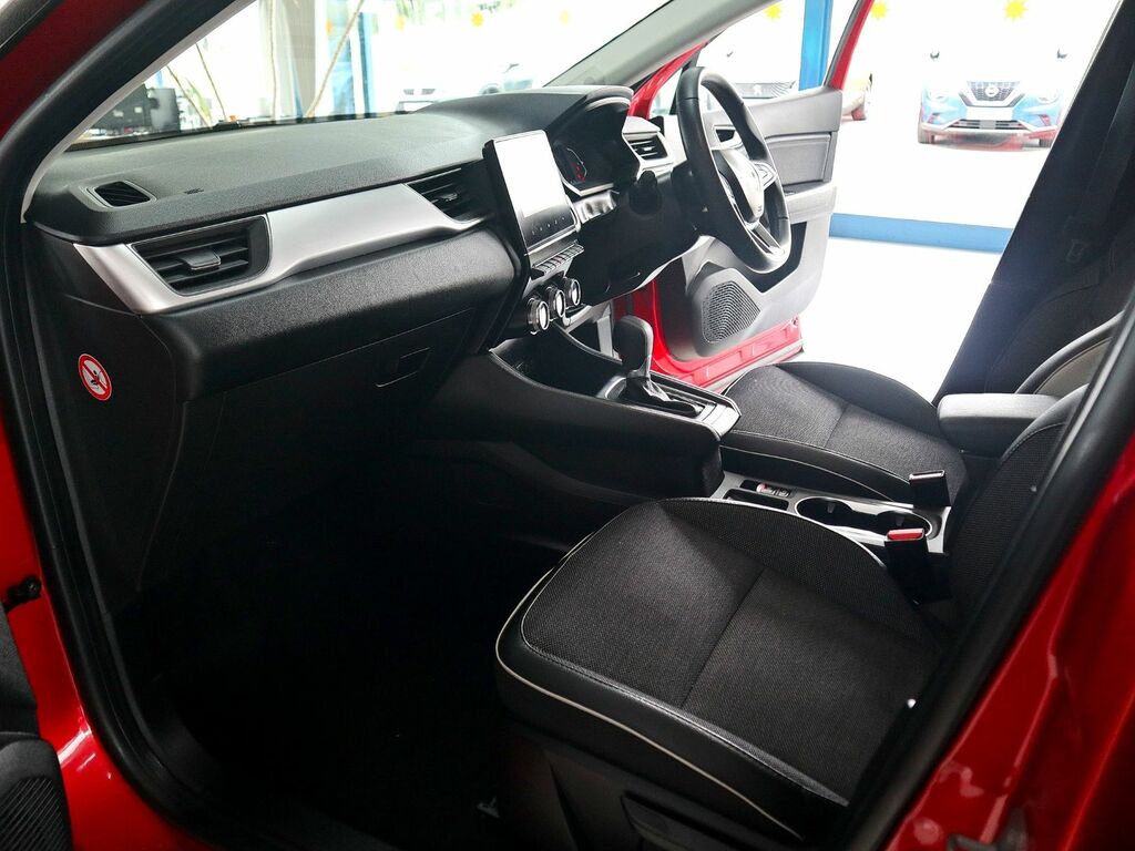 Renault Captur 1.6 Techno E-tech PJ24MHV Red #4