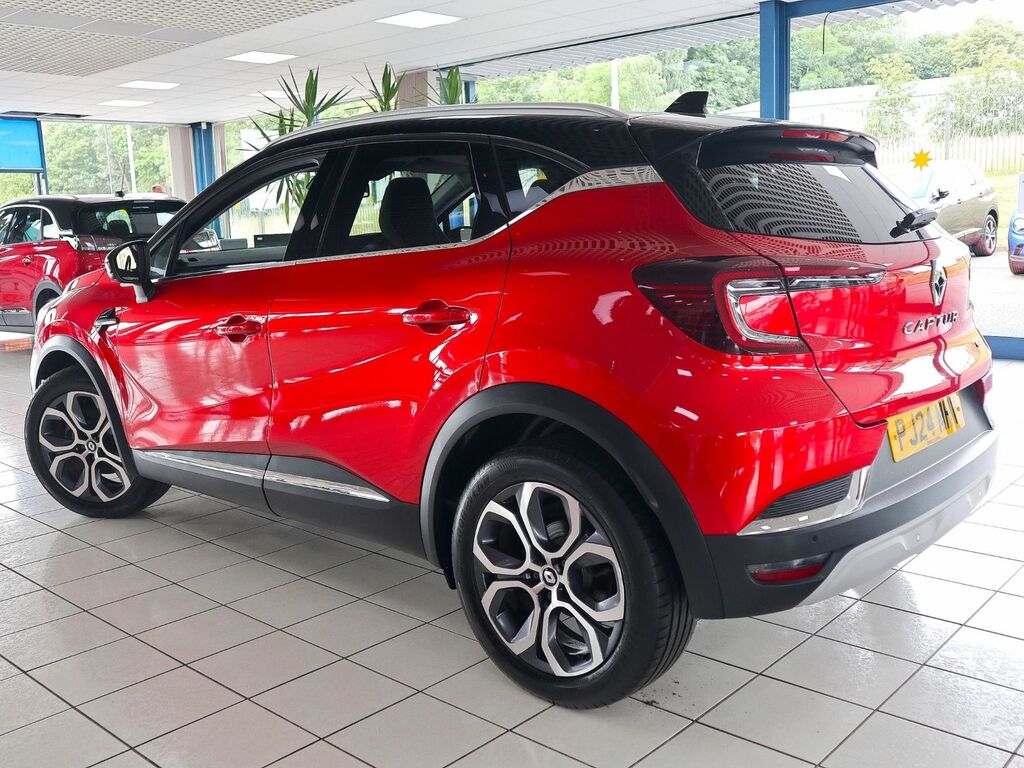 Renault Captur 1.6 Techno E-tech PJ24MHV Red #2