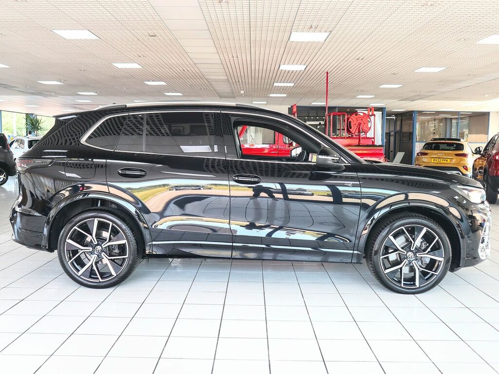 Volkswagen Tiguan 2.0 R-line Tdi Dsg RK74VNV Black #6